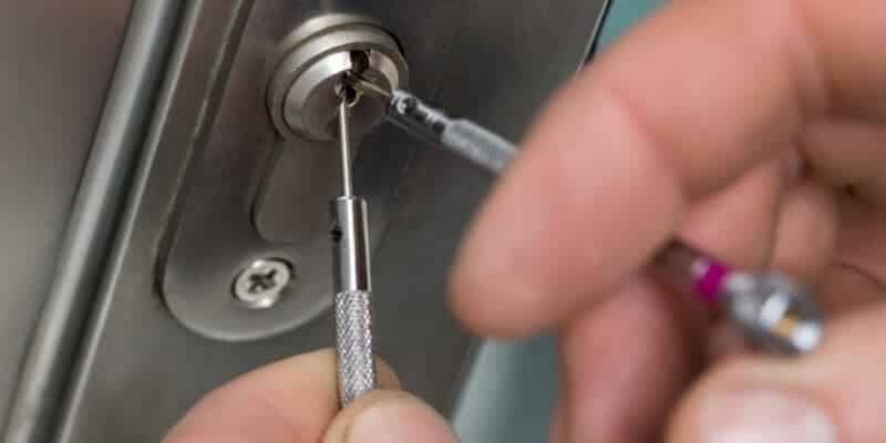 Affordable and Reliable Commercial Locksmith Services M&N Locksmith Chicago IL