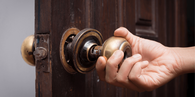 Locksmith testing Door Harware Quality - Best Door Installation in Chicago
